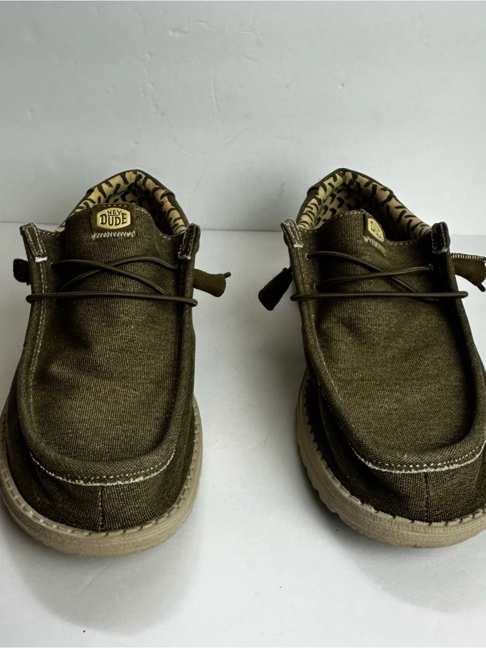 Hey Dude Wally Stretch Loafers Men's Size 10 EU 43 Shoes Tobacco Brown Slip On